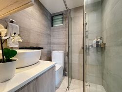 Simsville (D14), Condominium #585020481